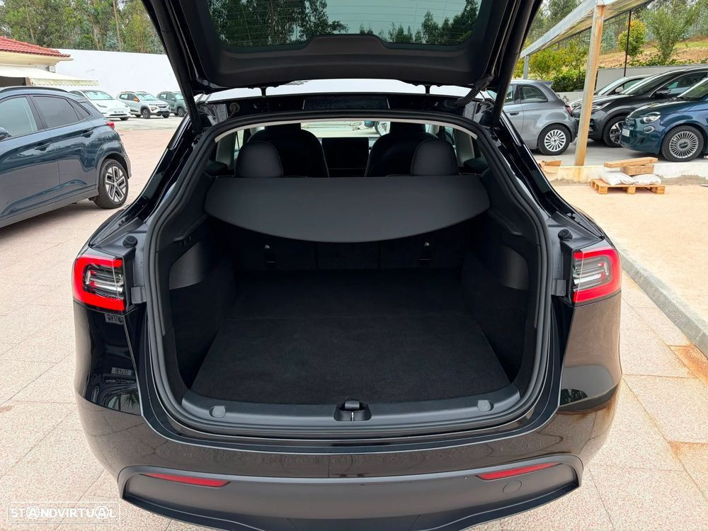 Bj077q7oFi.