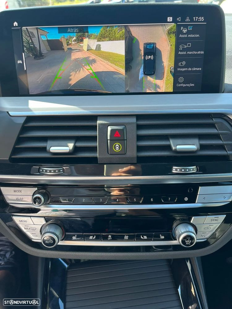 vHyPU7Kqx8.