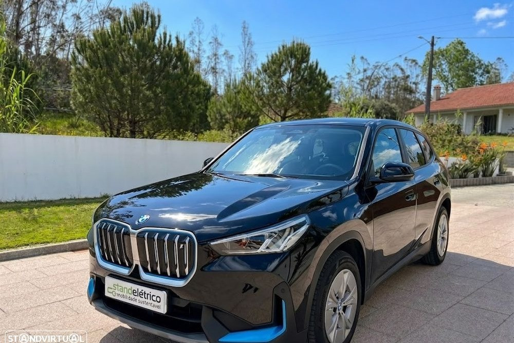BMW iX1 xDrive30