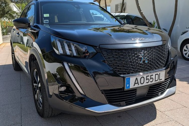 Peugeot e-2008 50 kWh GT